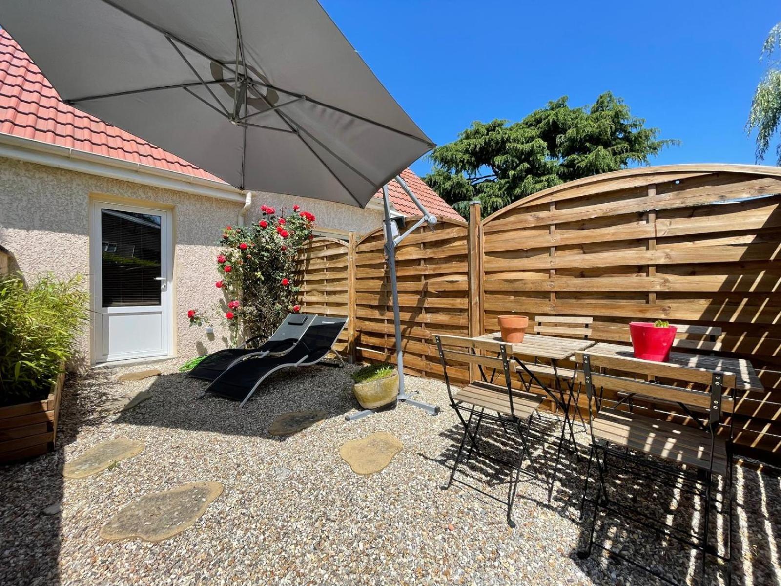 Le Nid - Charmante Petite Maison Avec Balneo Holiday home *